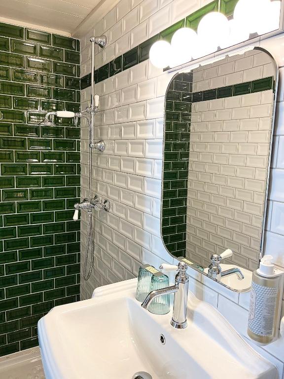 Hôtel La Tour Intendance - Resim 17