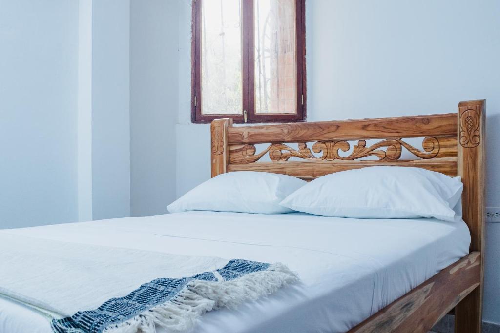 Cama o camas de una habitación en HOSTAL CASA TIO POLI