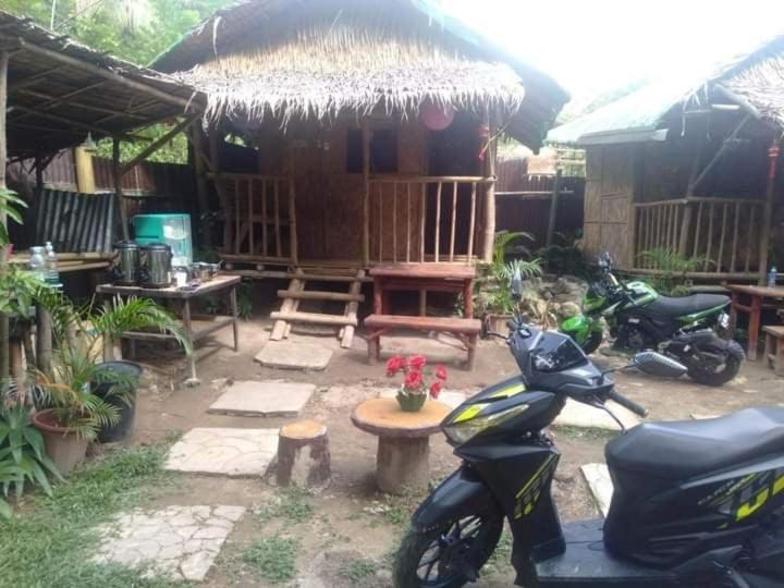 Zahrada ubytování YOUMEBED MOTOR INN at Kambal Kubo Resthouse