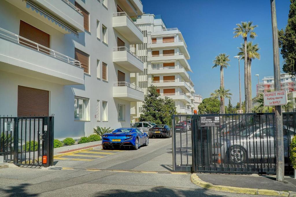 Budova, v ktorej sa apartmán nachádza