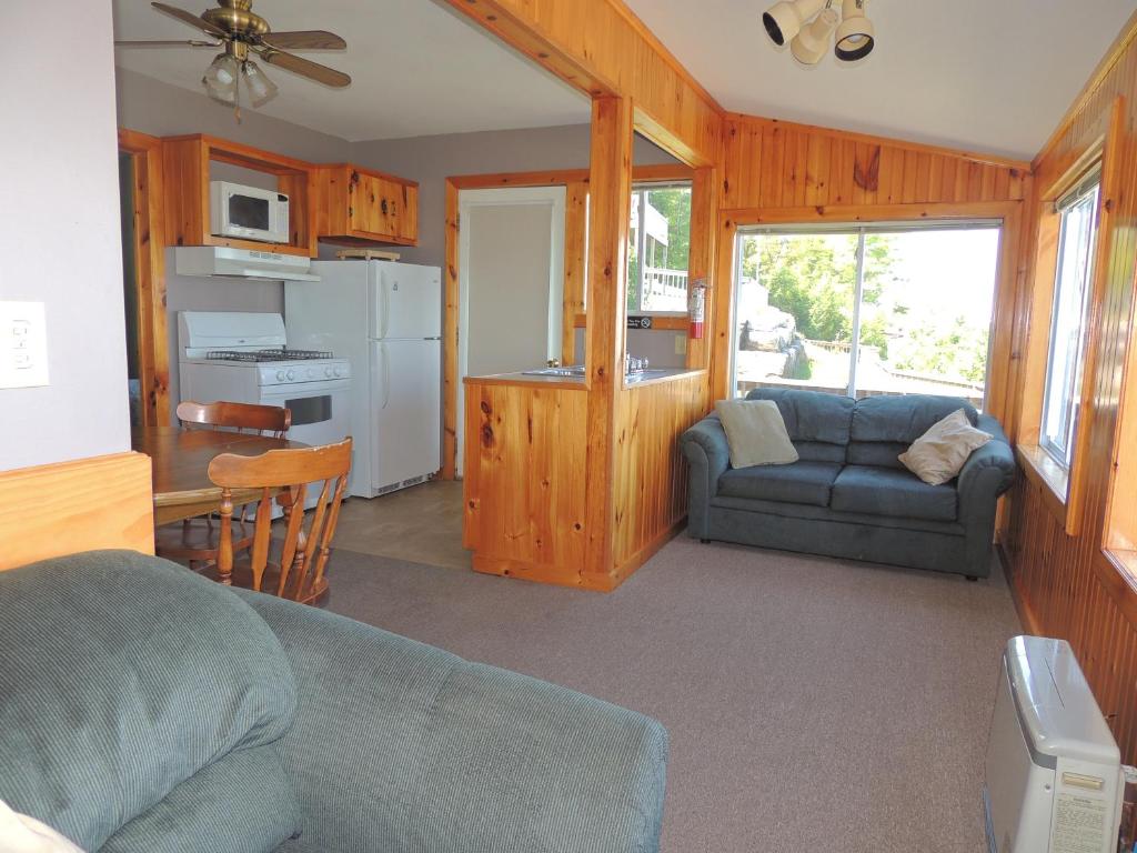 Angel Rock Waterfront Cottages - Cottage #1
