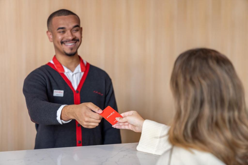 Moov Hotel Évora - Resim 33