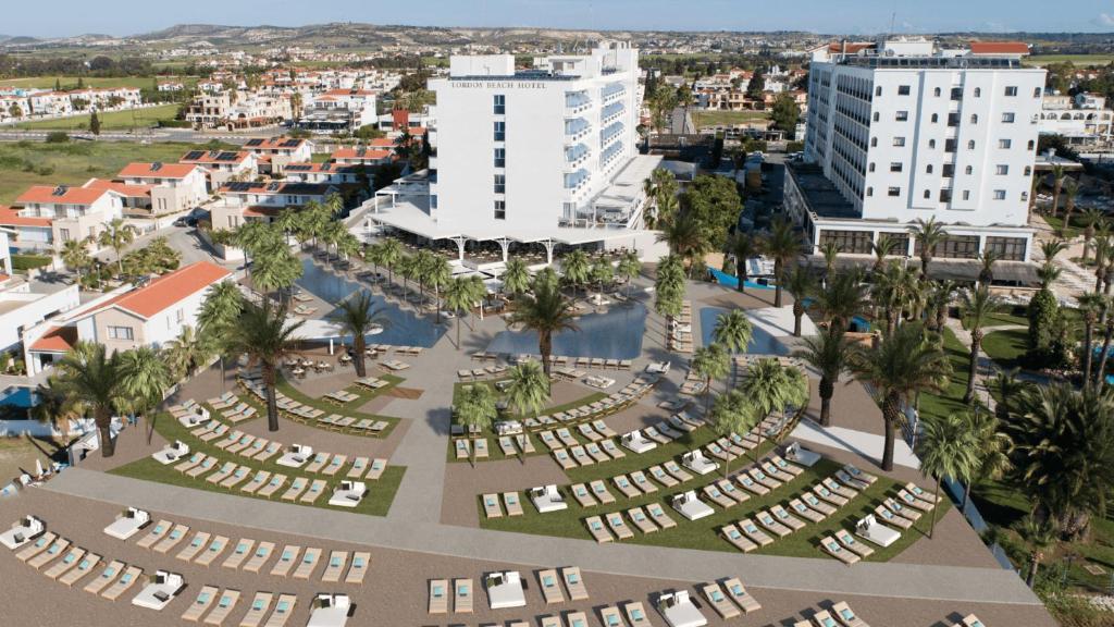 Letecký snímek ubytování Lordos Beach Hotel & Spa