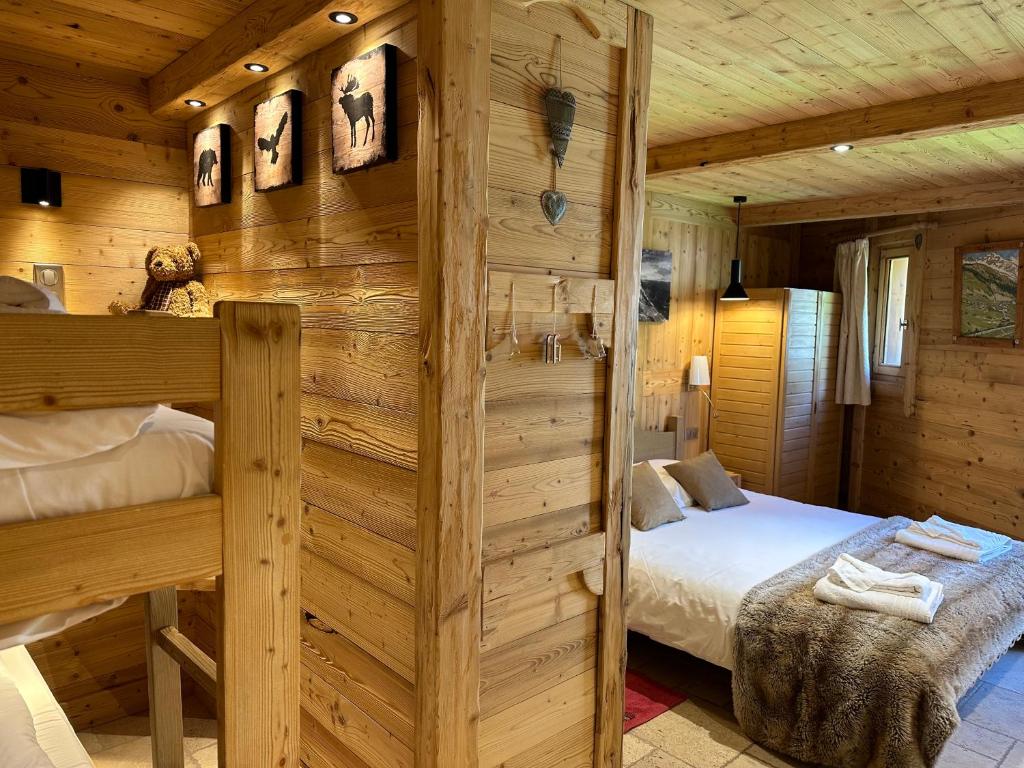 Postel nebo postele na pokoji v ubytování Chalet Barmaz