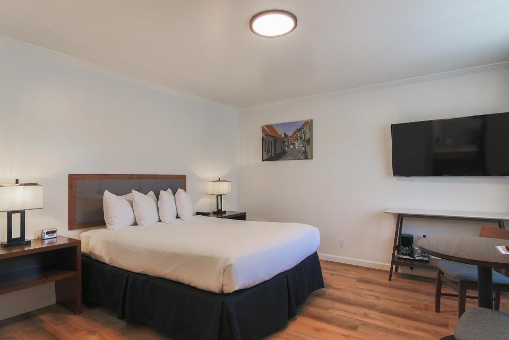 Solvang Inn & Cottages - Habitación Deluxe Con Cama Grande