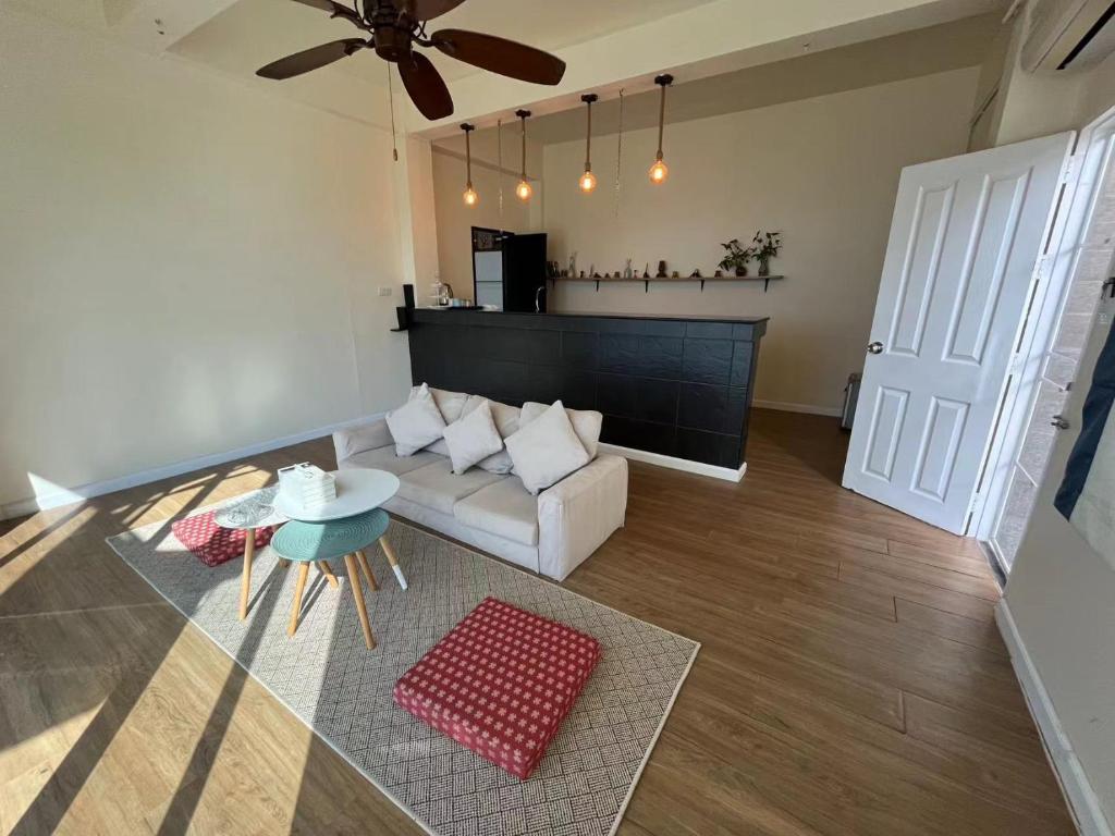 AT SEA Patong - Resim 29