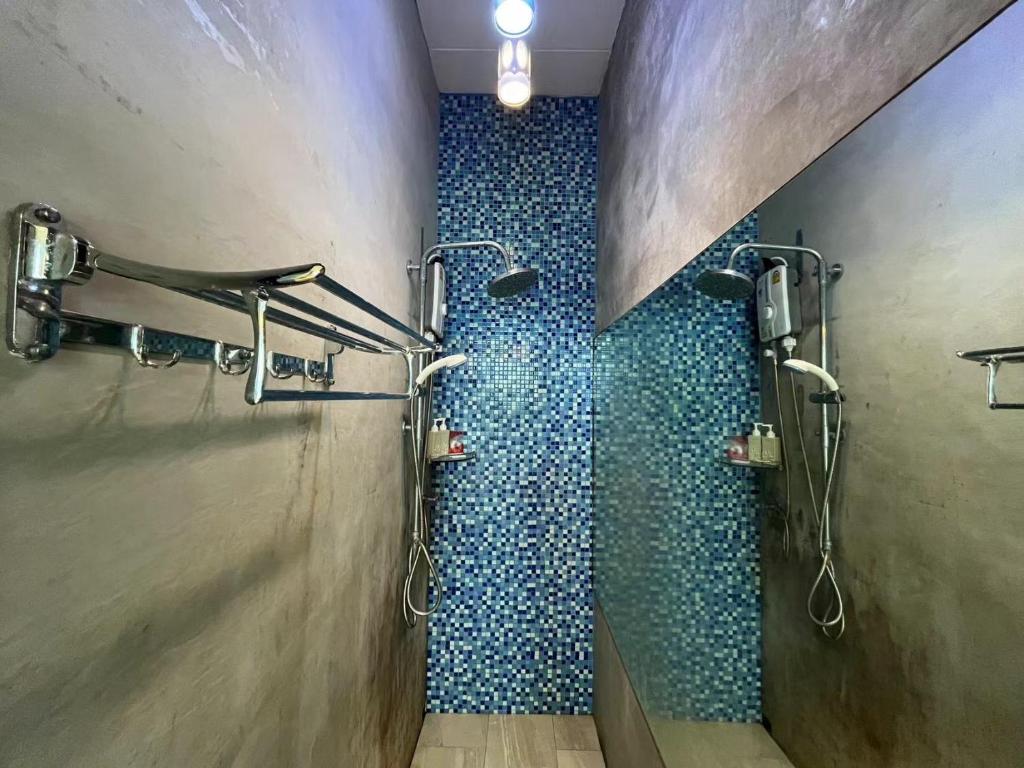 AT SEA Patong - Resim 8