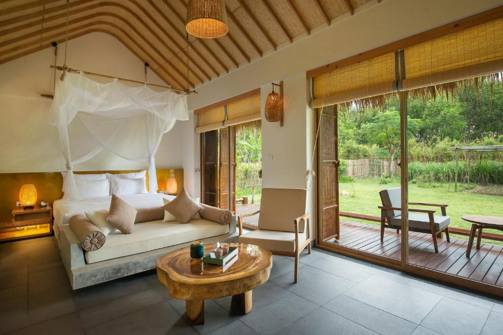 Bungalow One Bedroom - All Spa Treatments and Daily Onsen