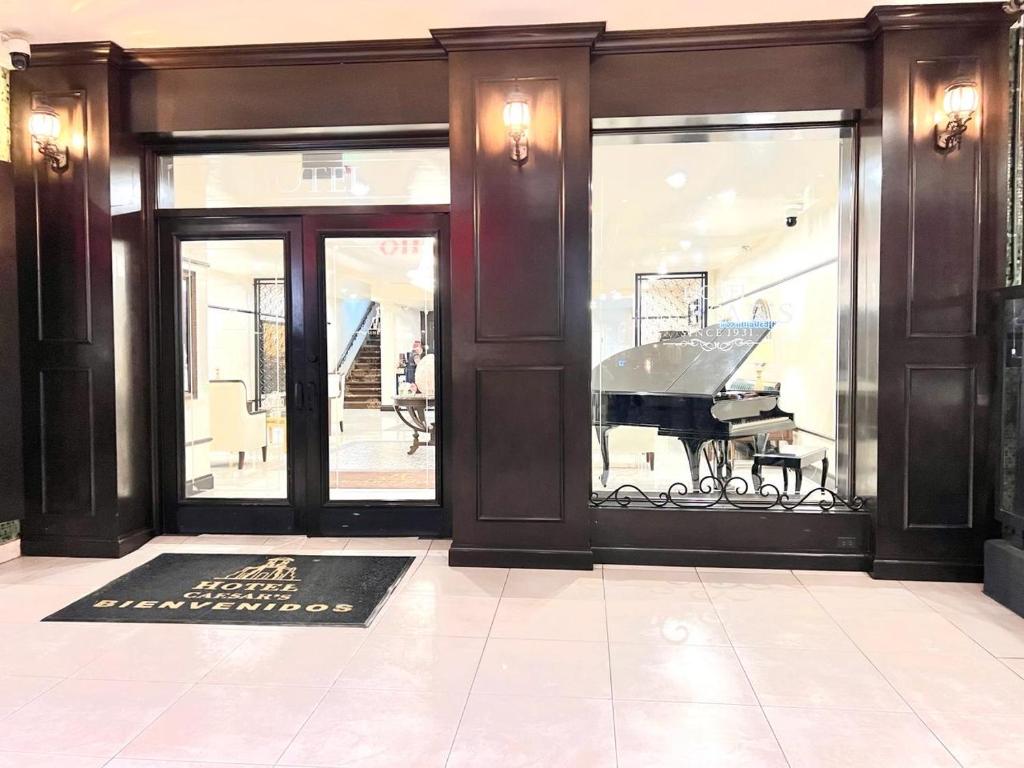 Vstupní hala nebo recepce v ubytování Hotel Caesars