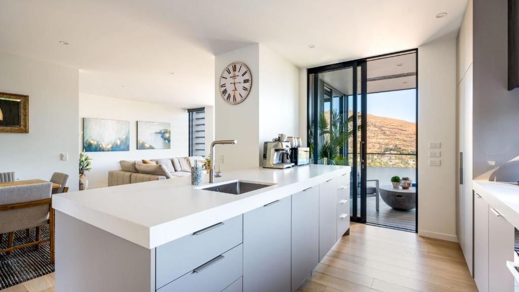 The Tiers- Hot Tub- AC- BBQ- Free Parking - Resim 4