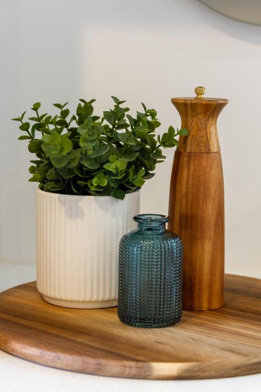 Urban Escape Ground Floor Studio, Wilmer St