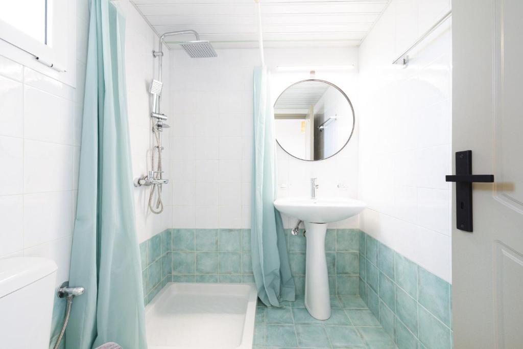 Manthos Beachfront Apartments, by ZanteWize - 14