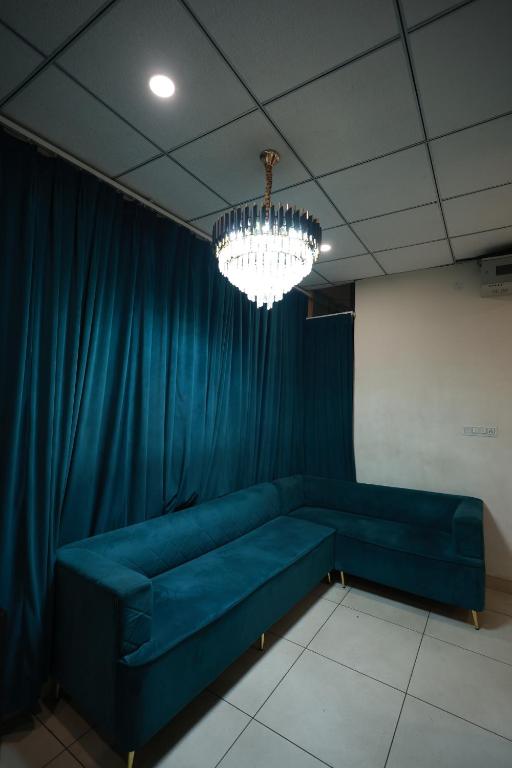 Posezení v ubytování Hotel Sagar Rutba