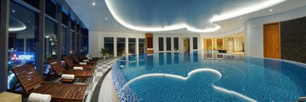 Bazén v ubytování Vanda Hotel nebo v jeho okolí