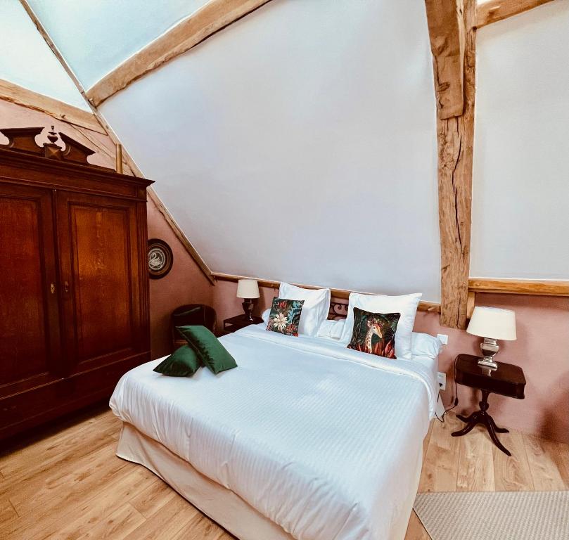 Le Presbytere de Leyrat - Triple Chambre Avec Salle De Bain