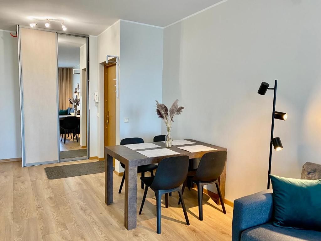 Posezení v ubytování Cozy Foorum Apartment - Tallinn City Centre