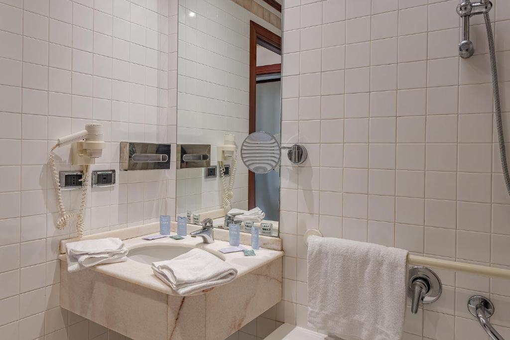 Koupelna v ubytování Vintage Hotel Tornese - Business & Events