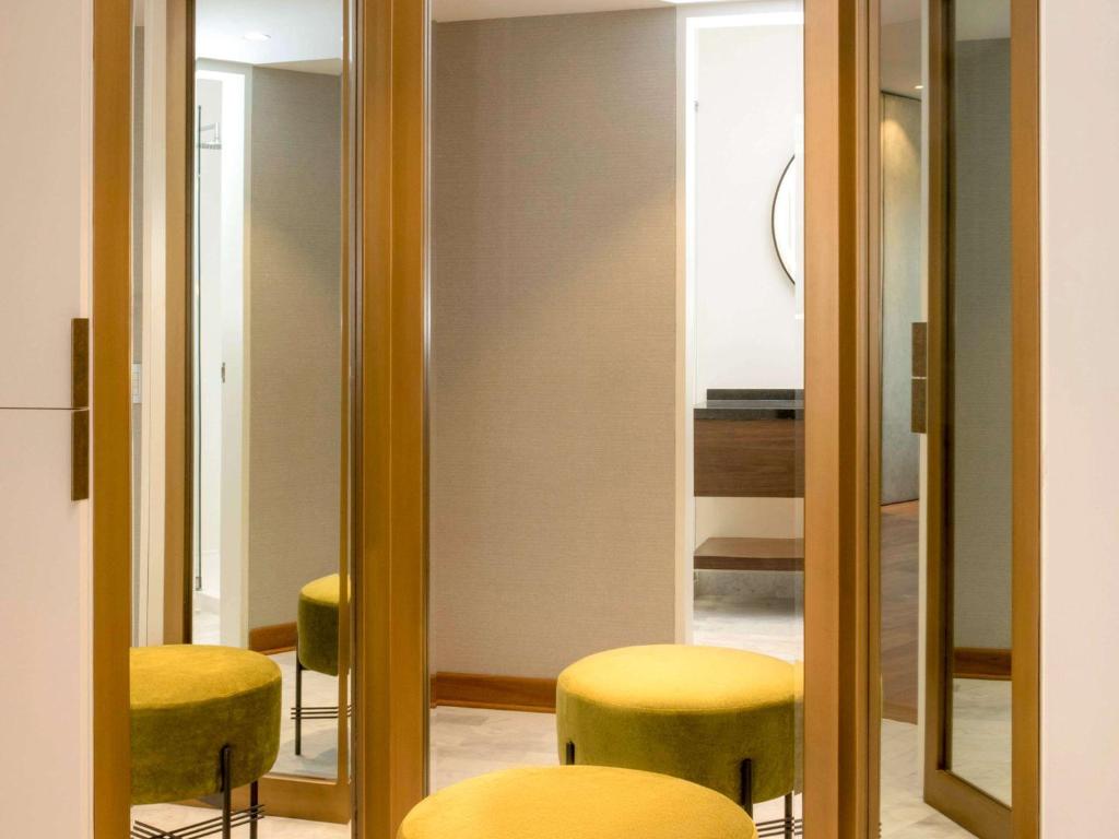 Area soggiorno di Manto Hotel Lima - MGallery Collection