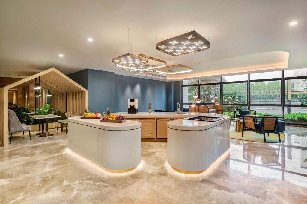 Posezení v ubytování Hilton Garden Inn Zhuhai Jinan University