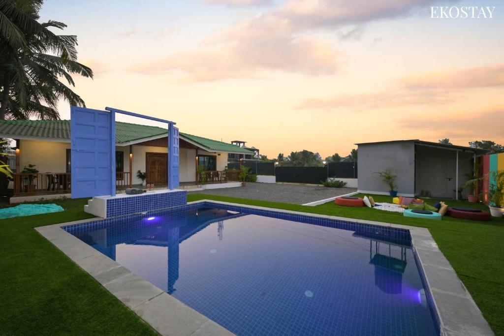 EKOSTAY - Blue Door Villa