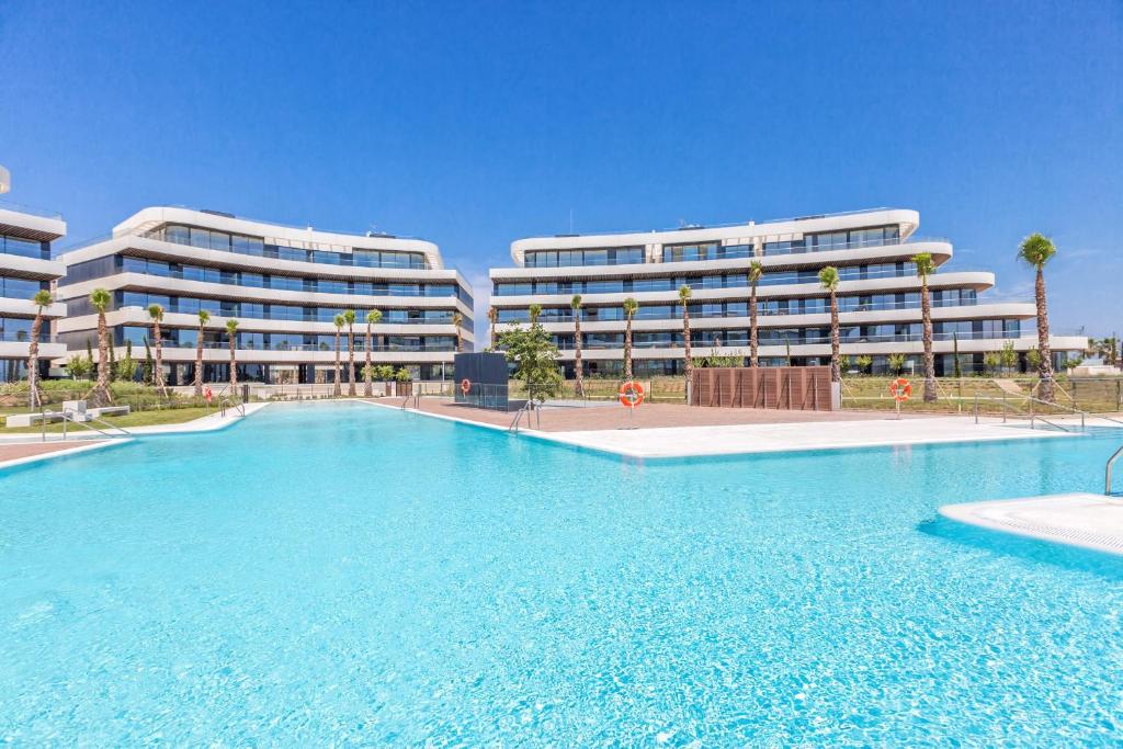 Mila - Pool, Gym, Sauna, Terrace & Sea View
