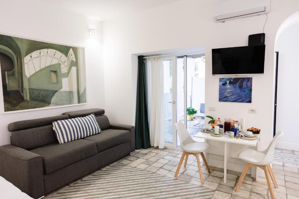 MAISON SAINT MICHAEL - 14