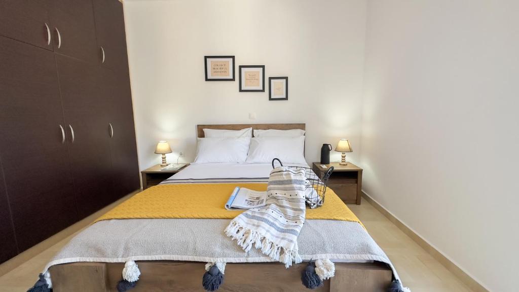 Postel nebo postele na pokoji v ubytování Ismini Luxury Villa