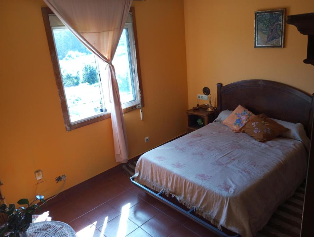 Llit o llits en una habitació de Habitación en A Armenteira