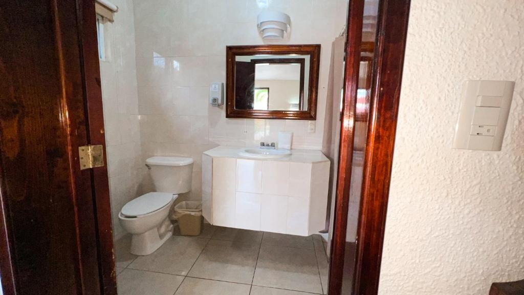 Koupelna v ubytování Hotel Caribe