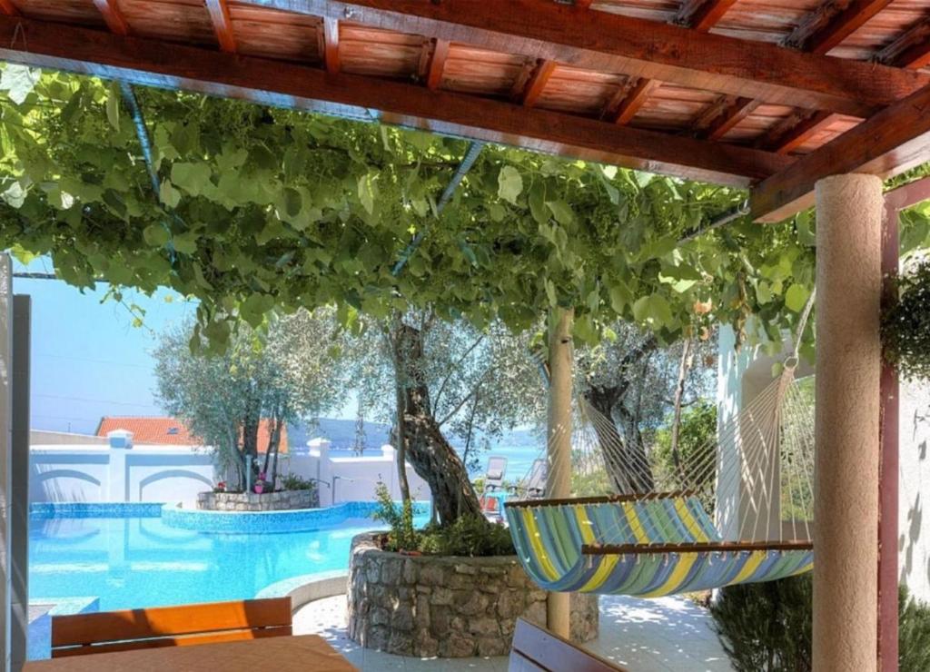 Gallery image of Gala’s Miracle Garden in Budva