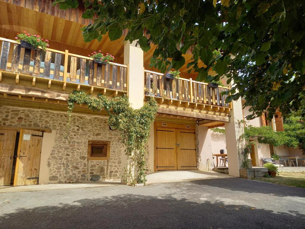 Chambre d'Hôtes Côté Glycine - Studio Avec Balcon