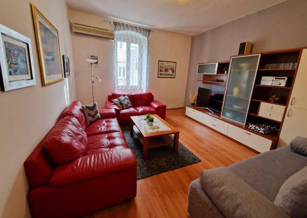 Posezení v ubytování Downtown Apartment Nora