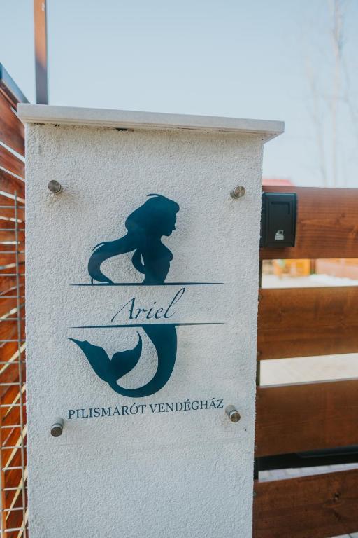 Majutusasutuses Ariel Pilismarót Vendégház olev sertifikaat, autasu, silt või muu dokument