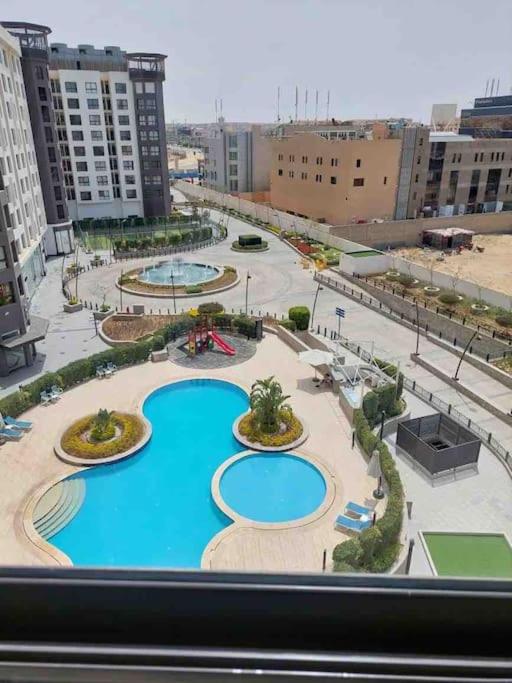 Bazén v ubytování Brand new duplex in Porto Cairo nebo v jeho okolí