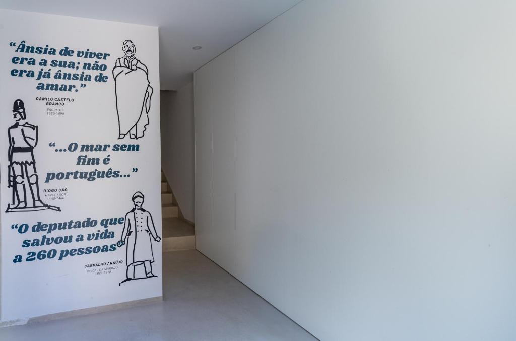 City Hall Apartments - 4