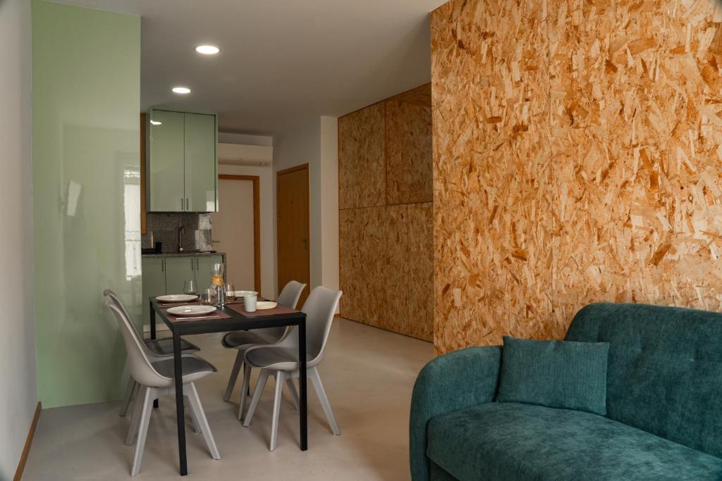 City Hall Apartments - 5