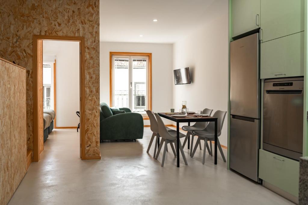 City Hall Apartments - 9