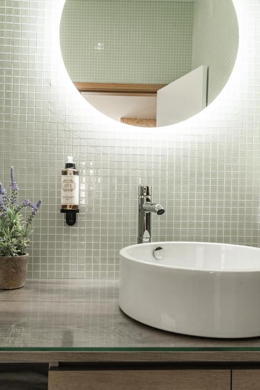 City Hall Apartments - 13