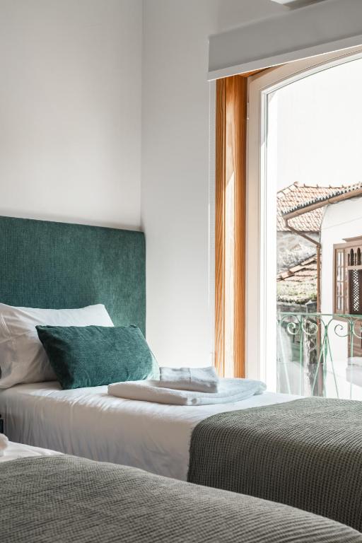 City Hall Apartments - 16