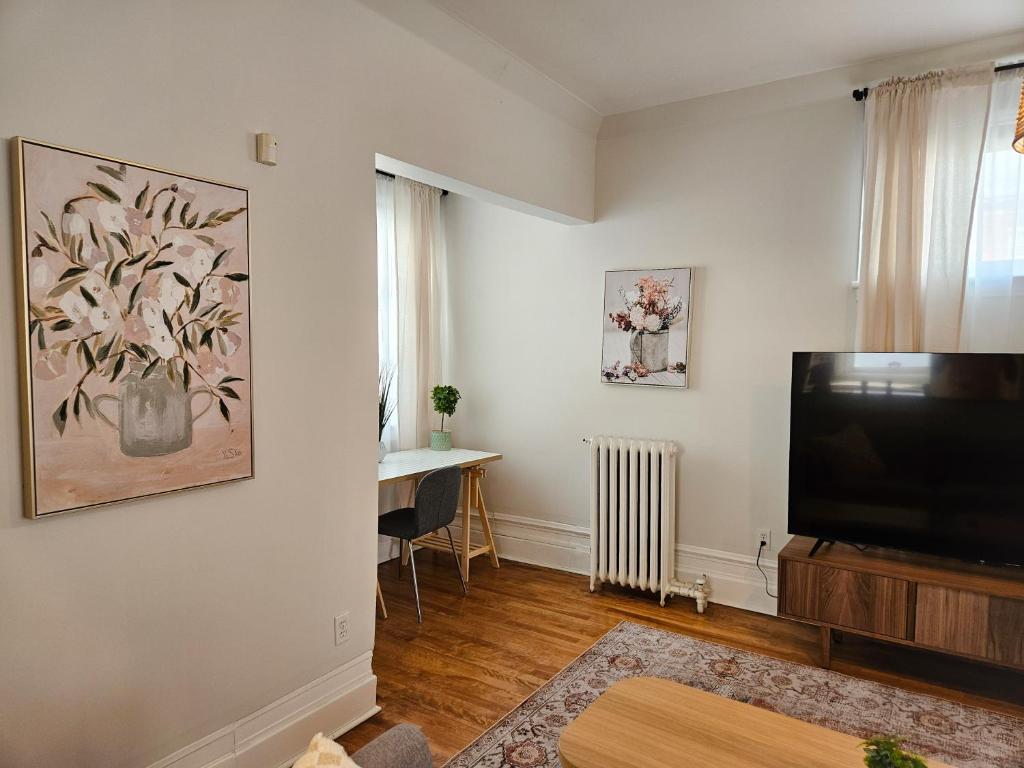 Ottawa Downtown Cozy Guesthouse - Resim 44