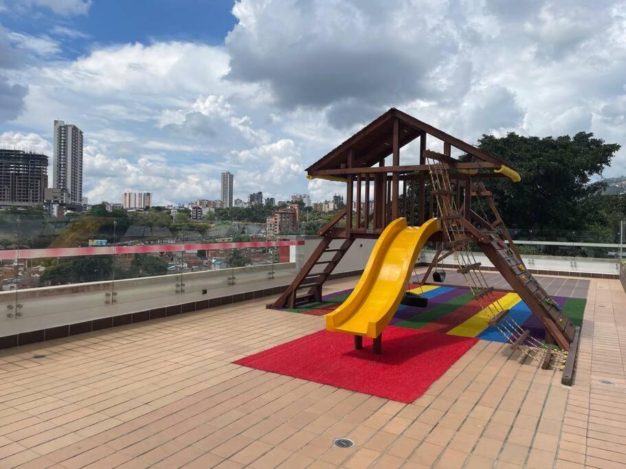 Laste mänguala majutusasutuses Excelente apartamento