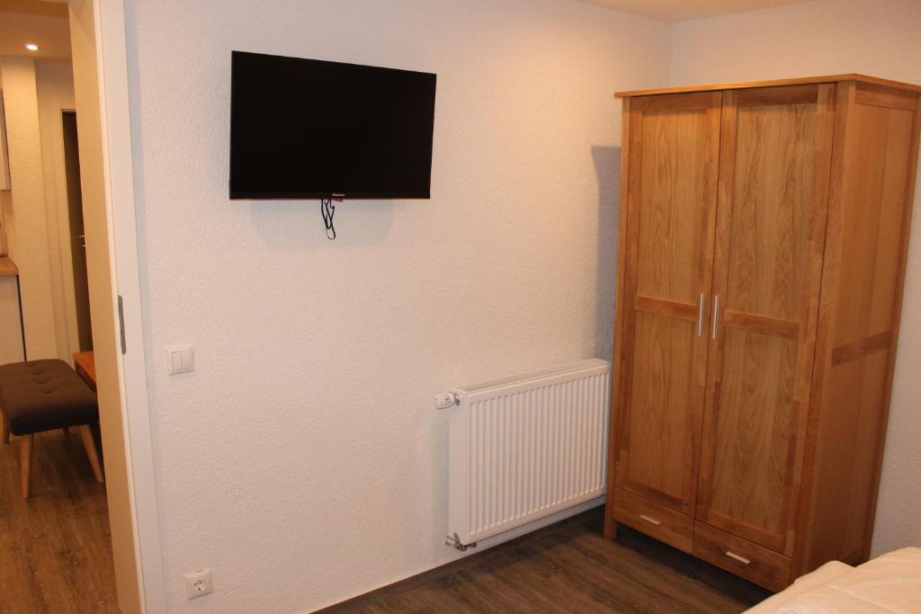 TV a/nebo společenská místnost v ubytování Ferienhaus Kunz