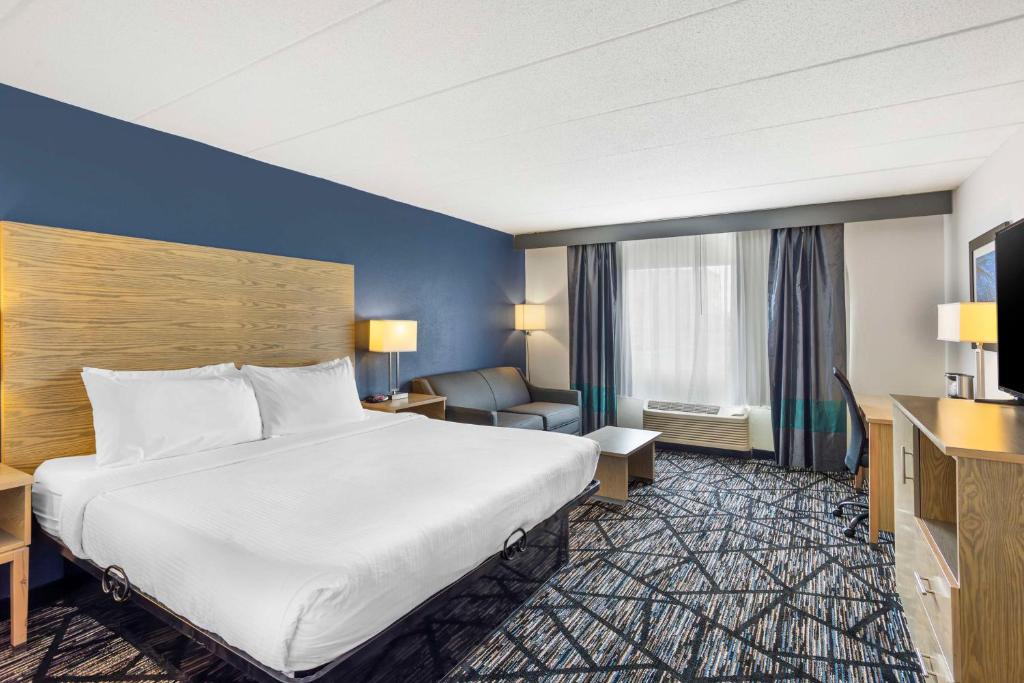 Best Western Westgate Inn photo
