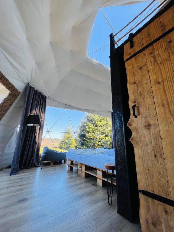 Fotografie z fotogalerie ubytování Silence Glamp - Glamping Bieszczady v destinaci Ustrzyki Dolne