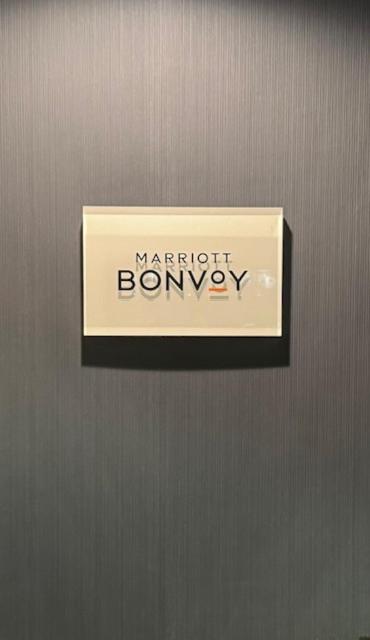 Certifikát, hodnocení, plakát nebo jiný dokument vystavený v ubytování Courtyard by Marriott Kingston