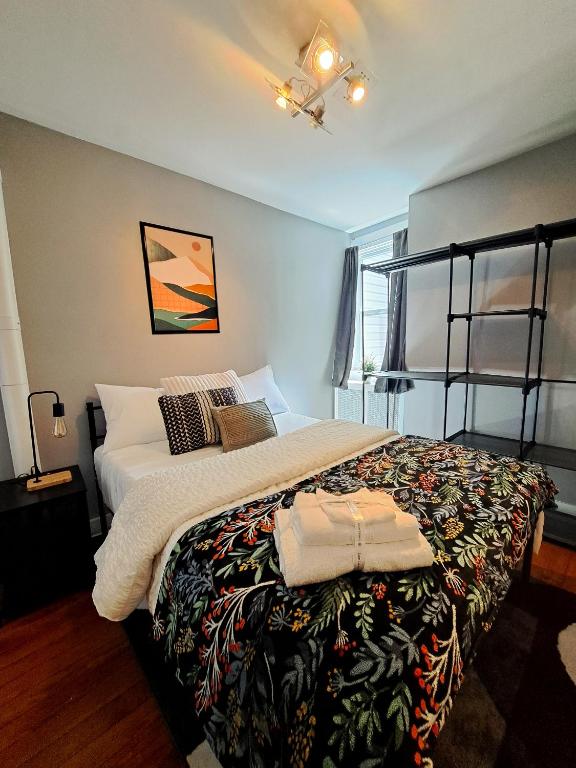 Hampden Retreat private/central/parking, Baltimore (updated prices 2024)
