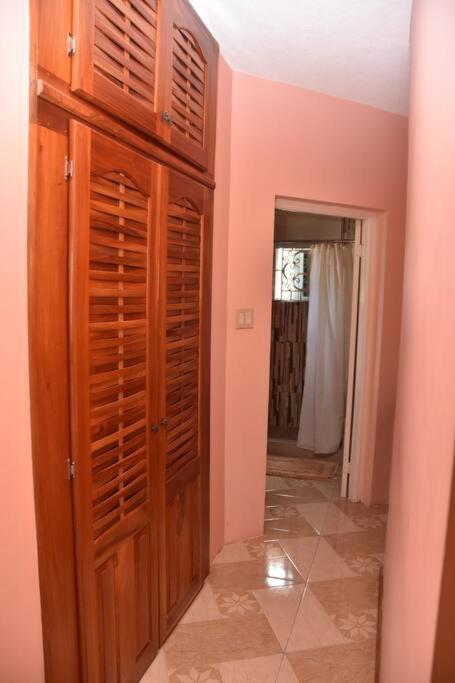 Fotografie z fotogalerie ubytování LW Guesthouse v destinaci Montego Bay