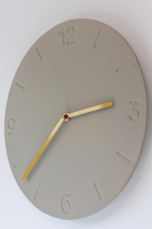 Upper Studio Perfection: 8 Wilmer St. Gem