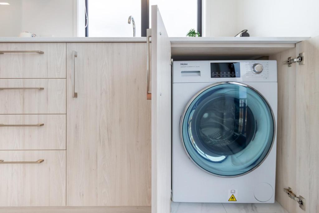 Upper Studio Perfection: 8 Wilmer St. Gem - Resim 16