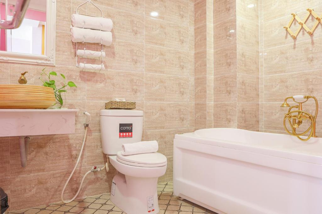 Phòng tắm tại Happy Star Hotel Nha Trang